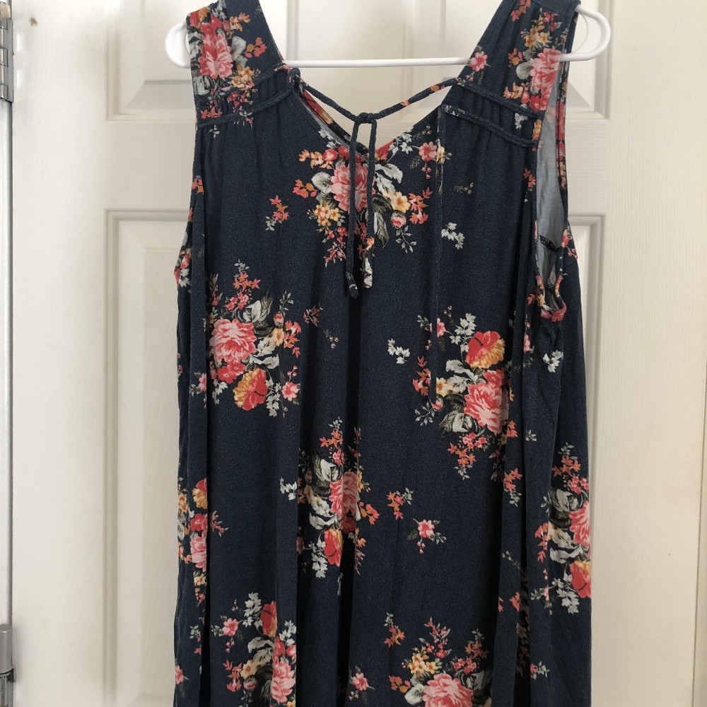 Floral Patterend Navy Blue Tie front Tank